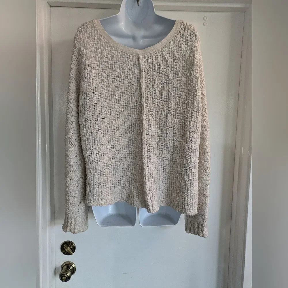 Free people Cream Colored textured popcorn V neck sweater